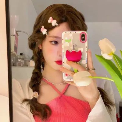 艳谍飘香